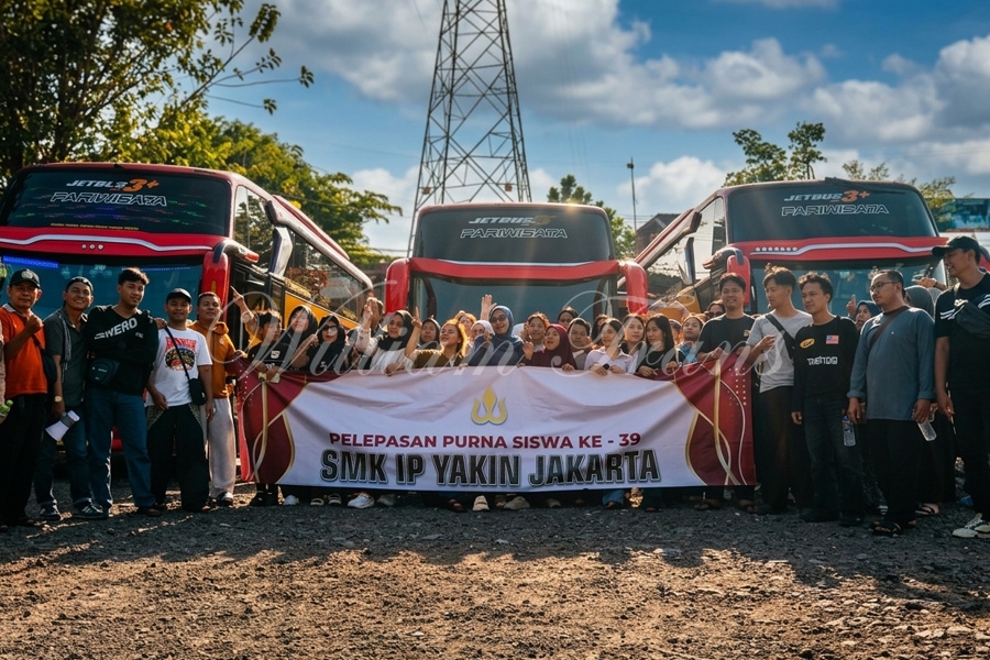 Perjalanan Seru Wisata SMK Menuju Pantai Anyer Bersama William Trans