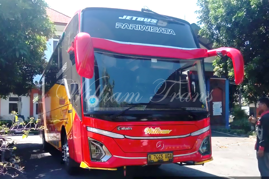 Sewa Big Bus Pariwisata Jakarta Gianyar Bali