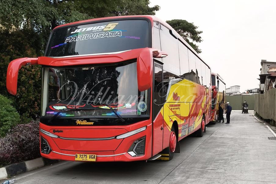 Sewa Bus Pariwisata Jakarta Barat