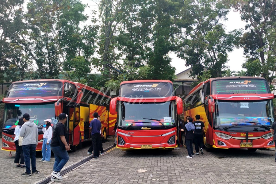 Sewa Bus Pariwisata Jakarta ke Rangkas Bitung